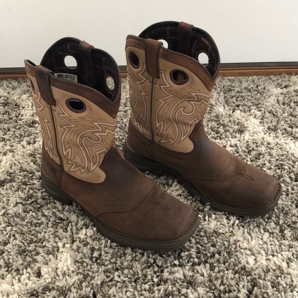Like New Boys Durango Boots